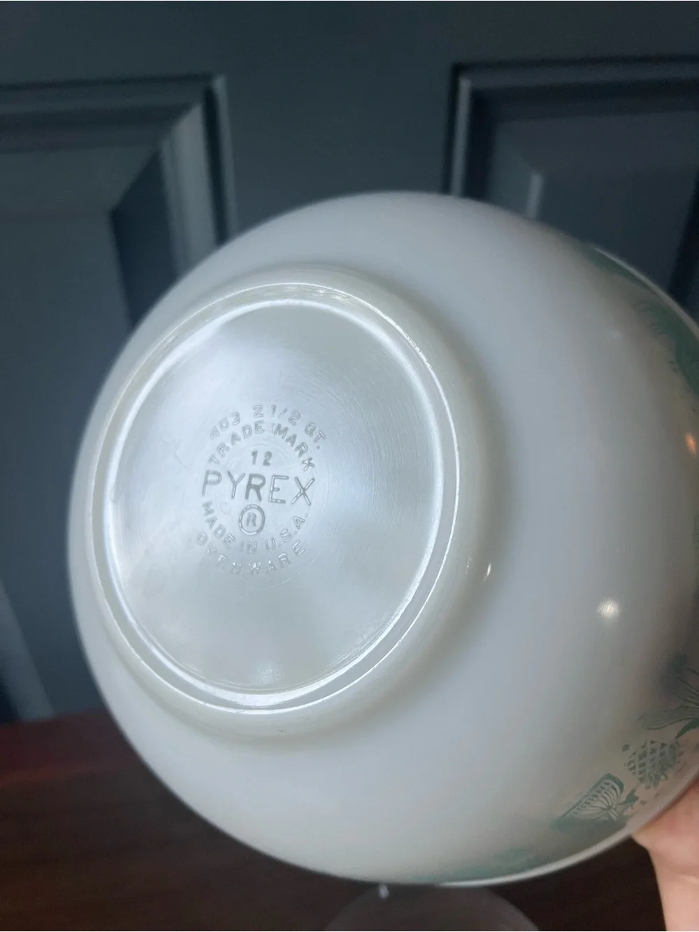 Vintage Pyrex Amish Butterprint Turquoise on White 2.5 Quart Mixing Bowl #403